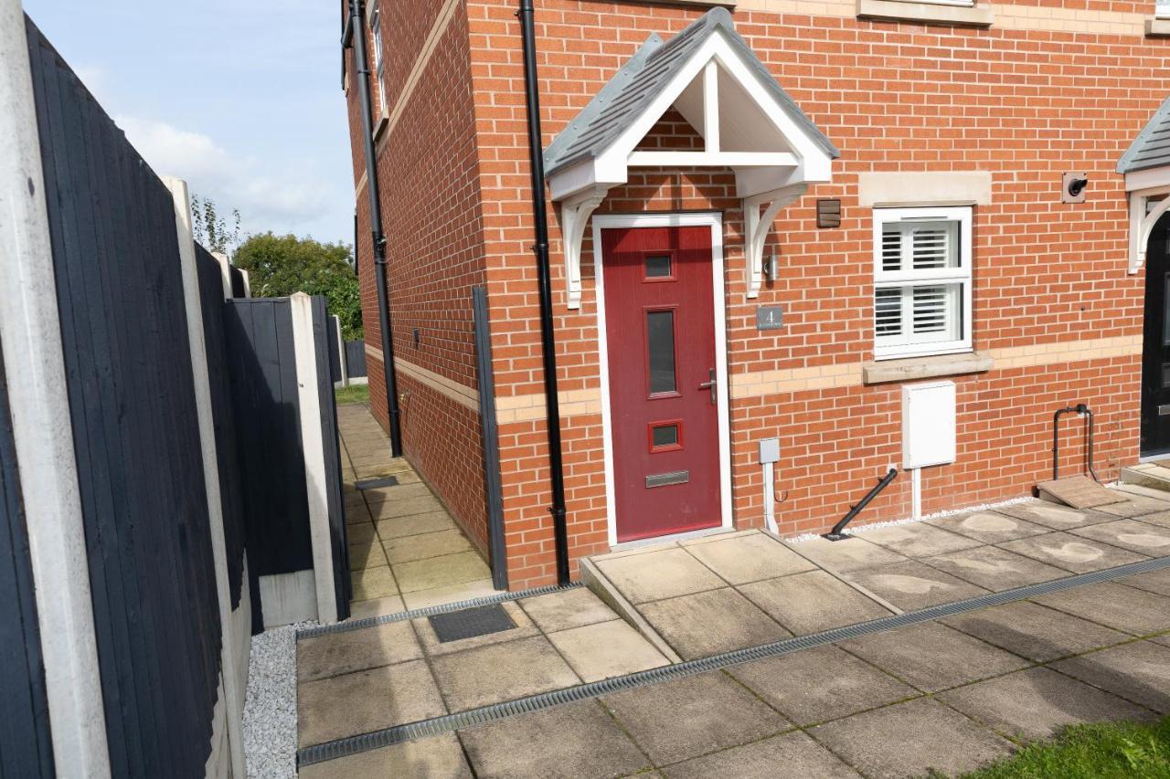 Private Room In A New Build Heanor Екстер'єр фото